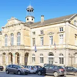 2 Bedroom In Passais-villages Feriehus Saint-Siméon