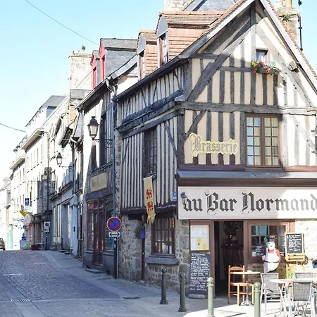 Gorgeous In Passais-villages Feriehus Saint-Siméon