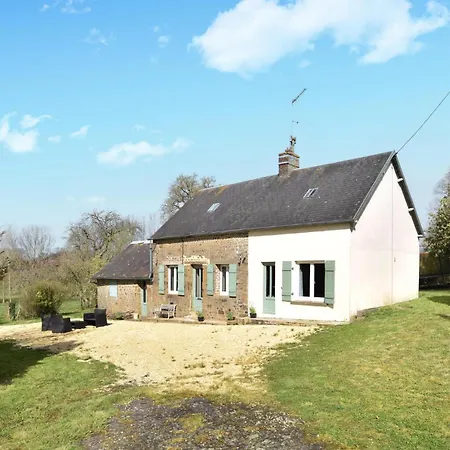 펜션 Gorgeous In Passais-villages Saint-Siméon