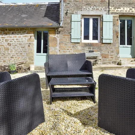 2 Bedroom In Passais-villages *