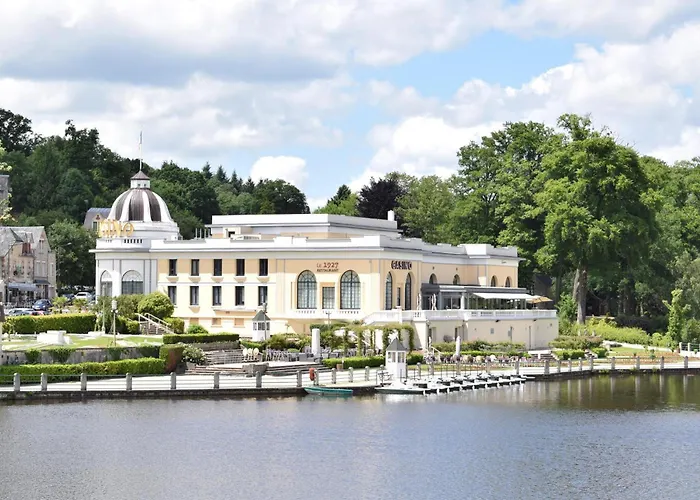 Gorgeous In Passais-villages 펜션 Saint-Siméon