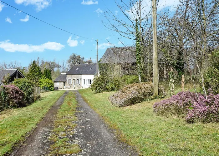 펜션 Gorgeous In Passais-villages Saint-Siméon